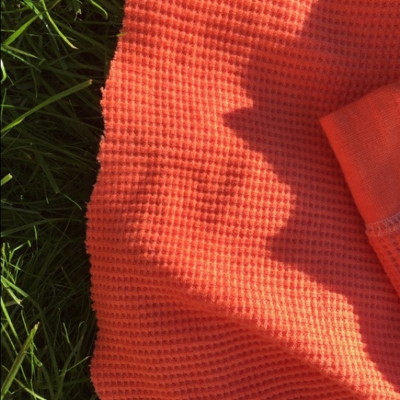 ORNAGE CROP TOP🦋🌈💞☂️ - Picture 4 of 4